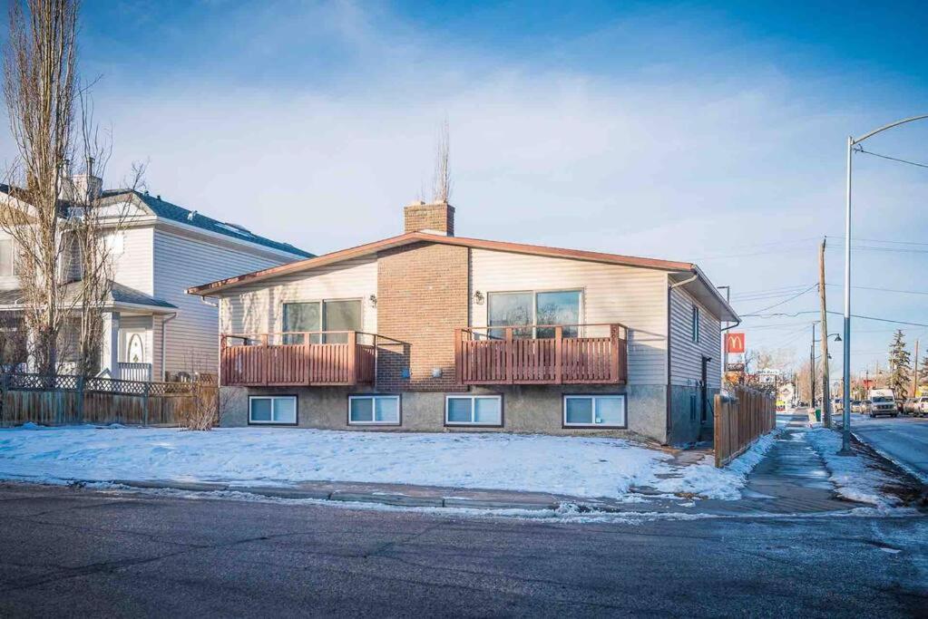 Mt Pleasant Nw 2 Bedrooms 500 Calgary Exterior photo