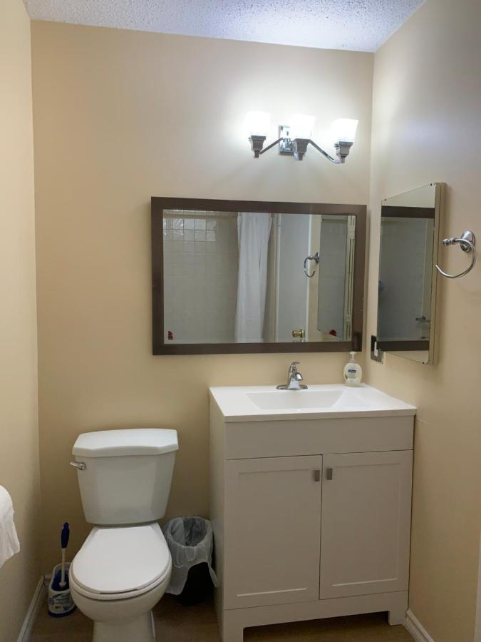 Mt Pleasant Nw 2 Bedrooms 500 Calgary Exterior photo
